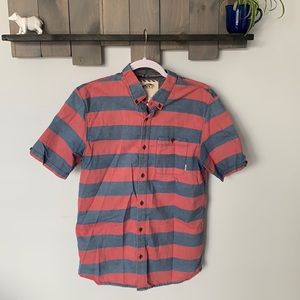 Button up short sleeve shirt